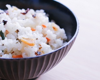 きのこごはん」リニューアル＆新パッケージ登場！｜尾西食品株式会社